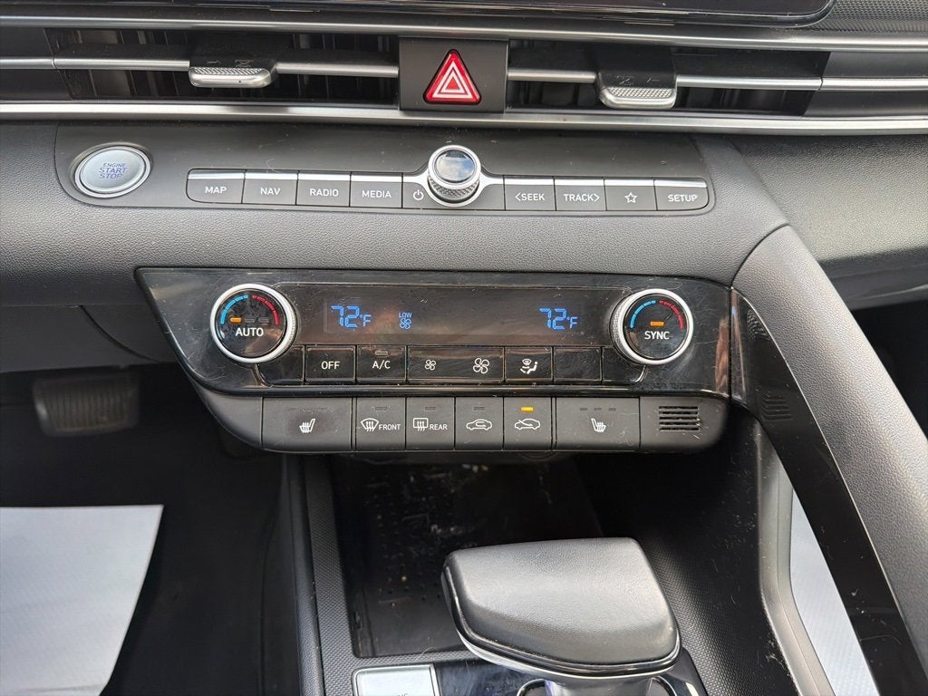 2022 Hyundai Elantra Limited