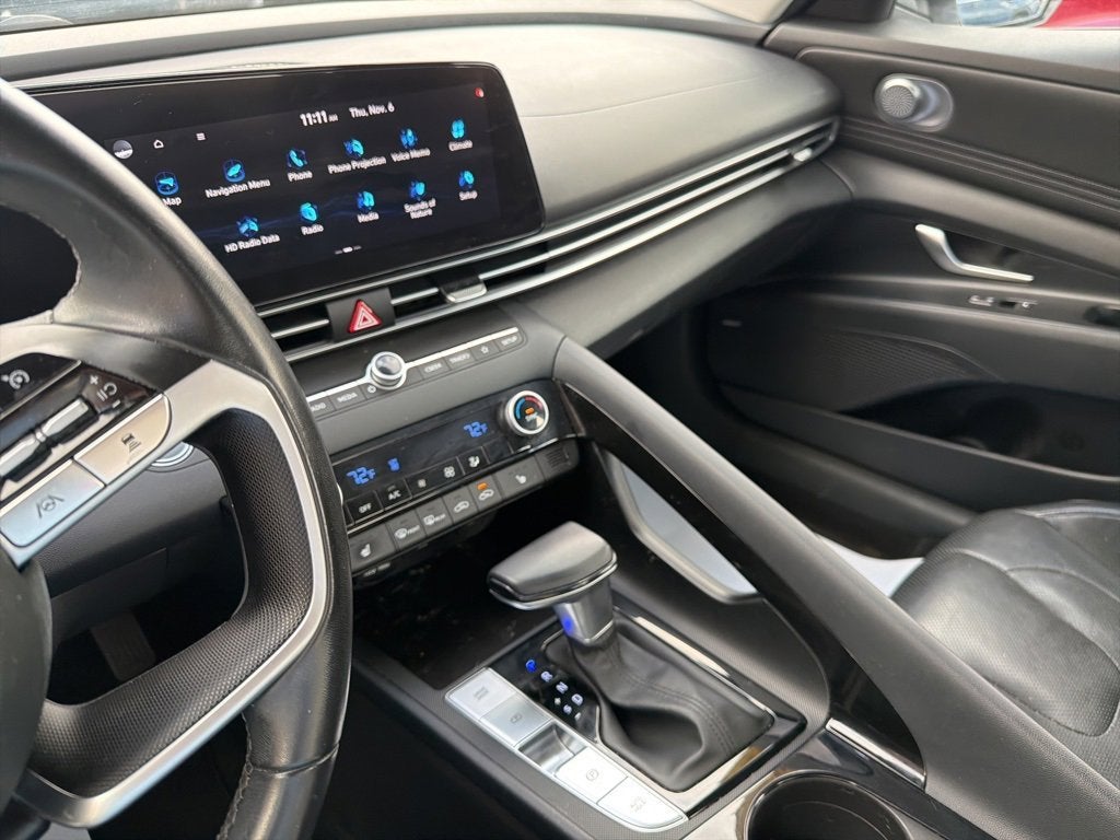 2022 Hyundai Elantra Limited