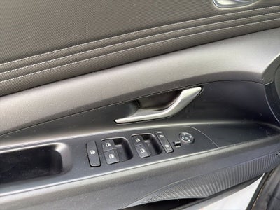 2022 Hyundai Elantra Limited