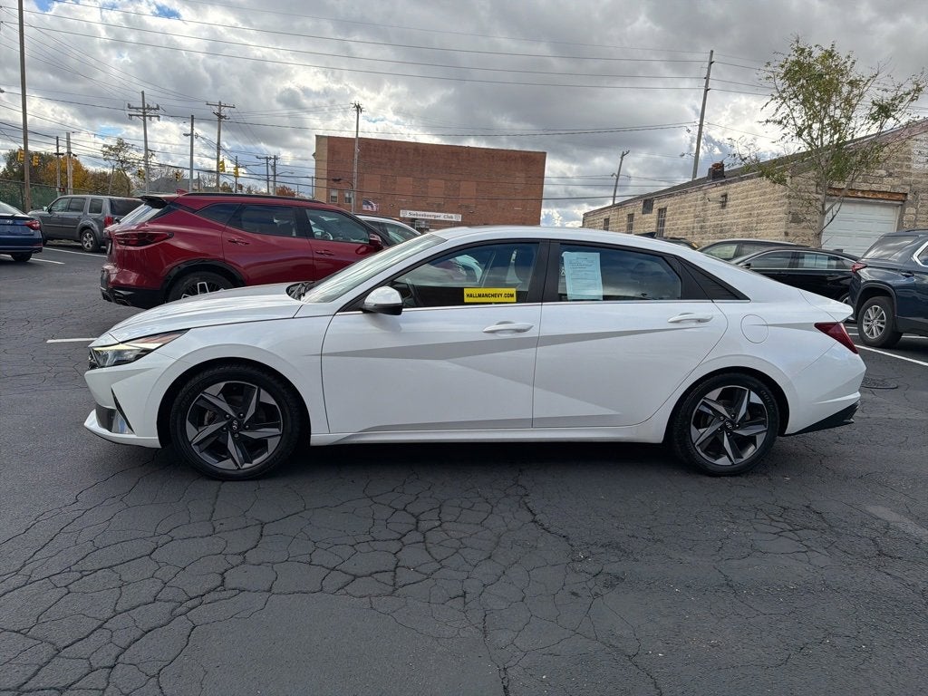 2022 Hyundai Elantra Limited