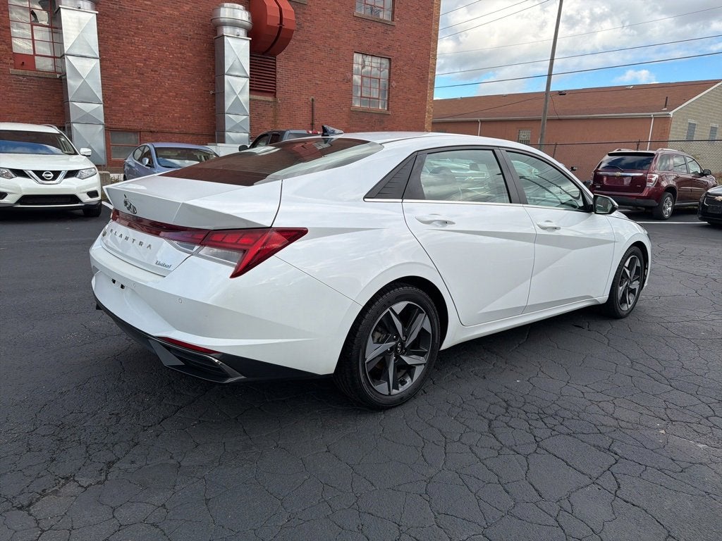 2022 Hyundai Elantra Limited