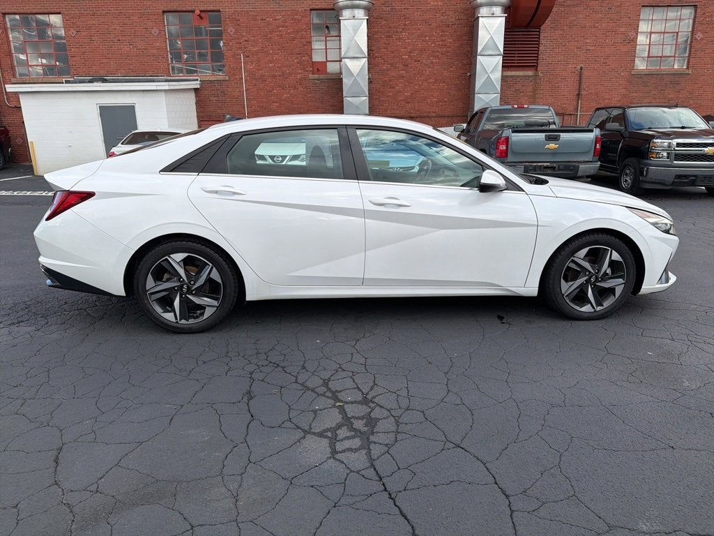 2022 Hyundai Elantra Limited