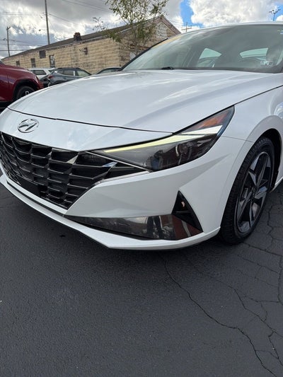 2022 Hyundai Elantra Limited