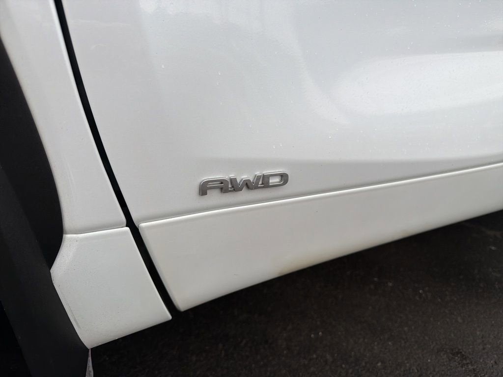 2022 Toyota Highlander Hybrid Platinum