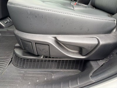 2022 Toyota Highlander Hybrid Platinum