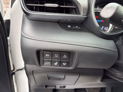 2022 Toyota Highlander Hybrid Platinum