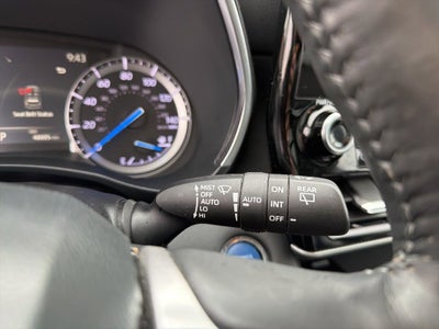 2022 Toyota Highlander Hybrid Platinum