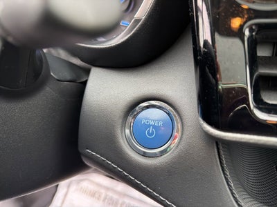 2022 Toyota Highlander Hybrid Platinum