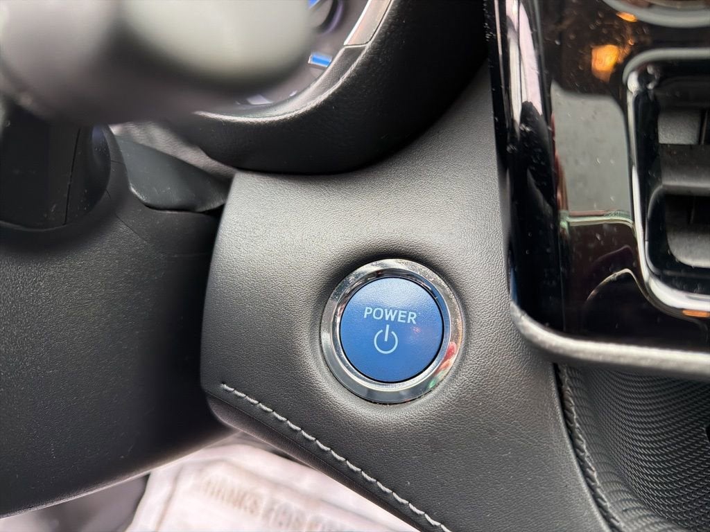 2022 Toyota Highlander Hybrid Platinum