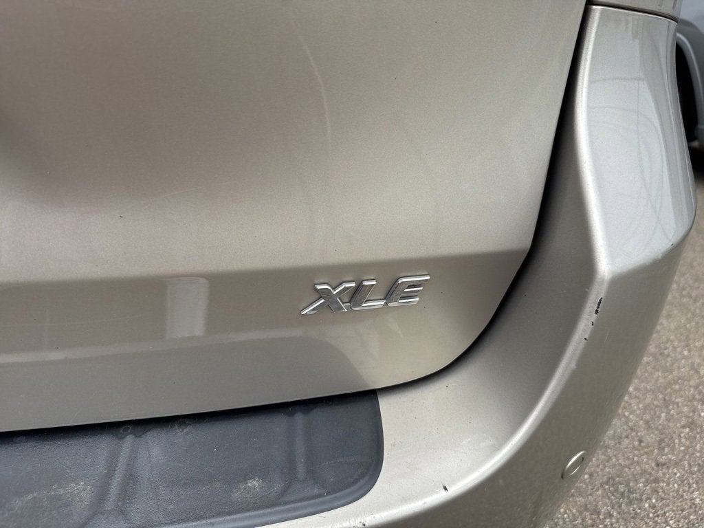 2015 Toyota Sienna XLE 8 Passenger