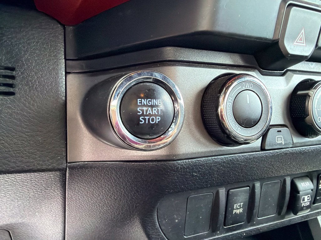 2019 Toyota Tacoma 4WD SR