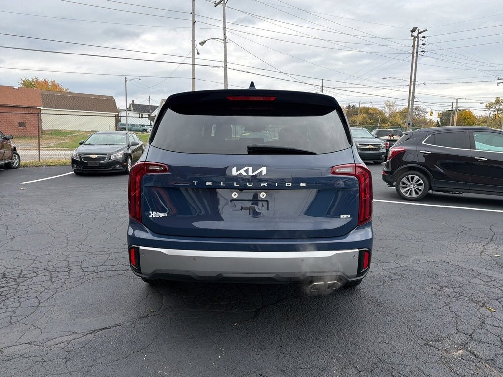 2023 Kia Telluride S