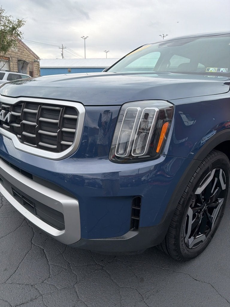 2023 Kia Telluride S