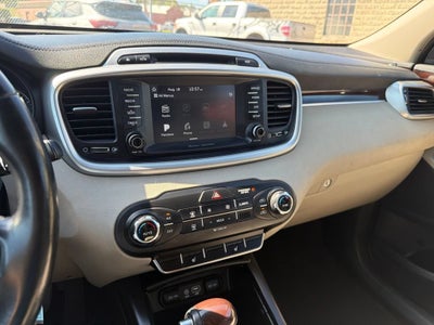 2018 Kia Sorento 2.4L LX
