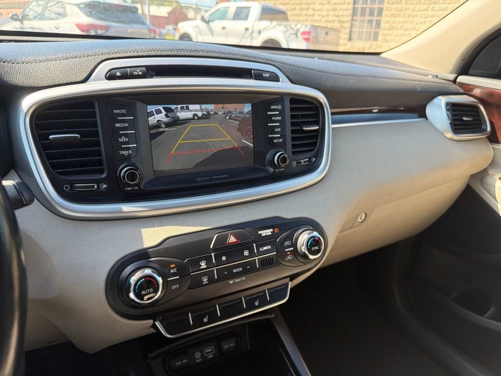 2018 Kia Sorento 2.4L LX
