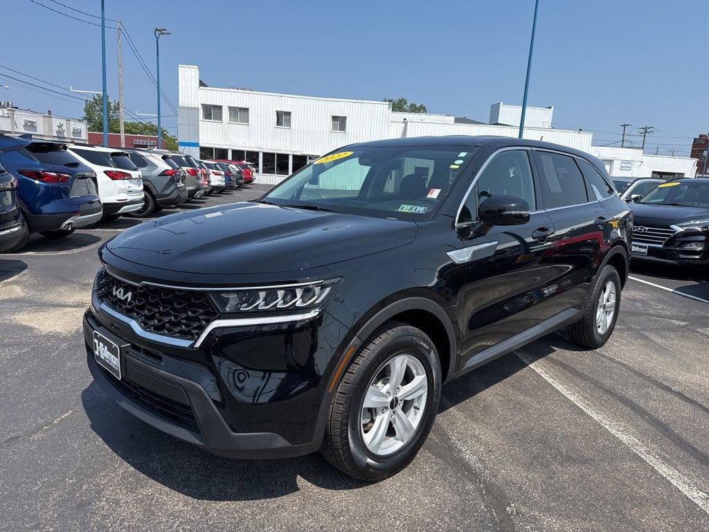 2022 Kia Sorento LX