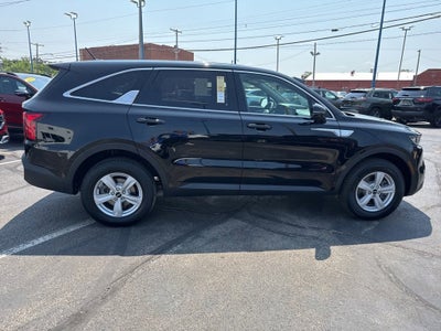 2022 Kia Sorento LX