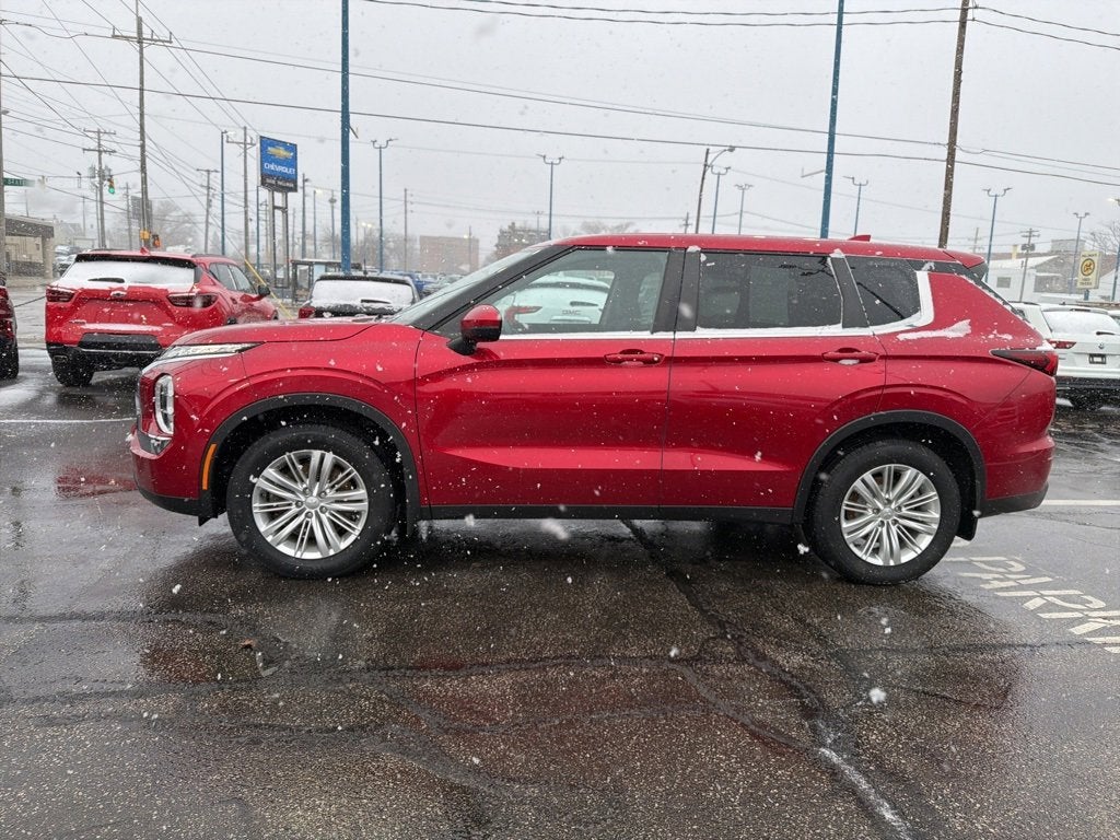 2022 Mitsubishi Outlander ES 2.5 S-AWC