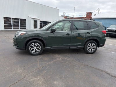 2023 Subaru Forester Premium