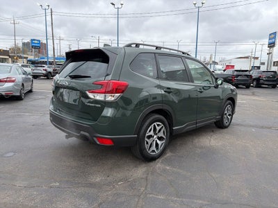 2023 Subaru Forester Premium