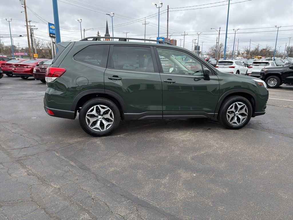 2023 Subaru Forester Premium