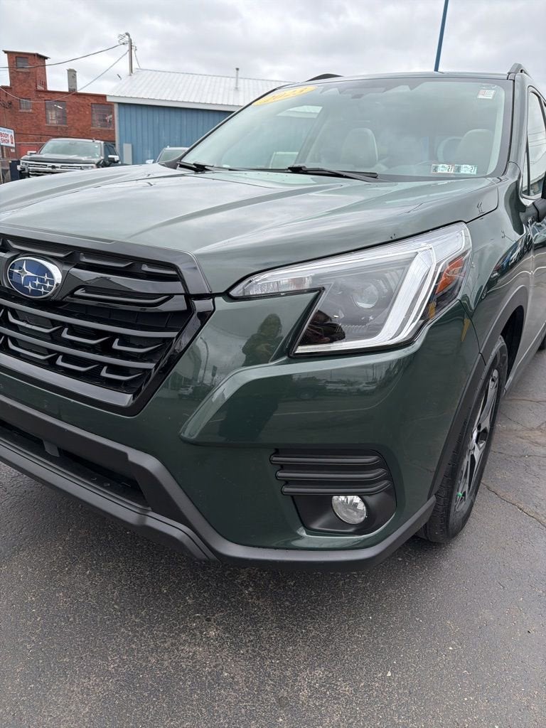 2023 Subaru Forester Premium