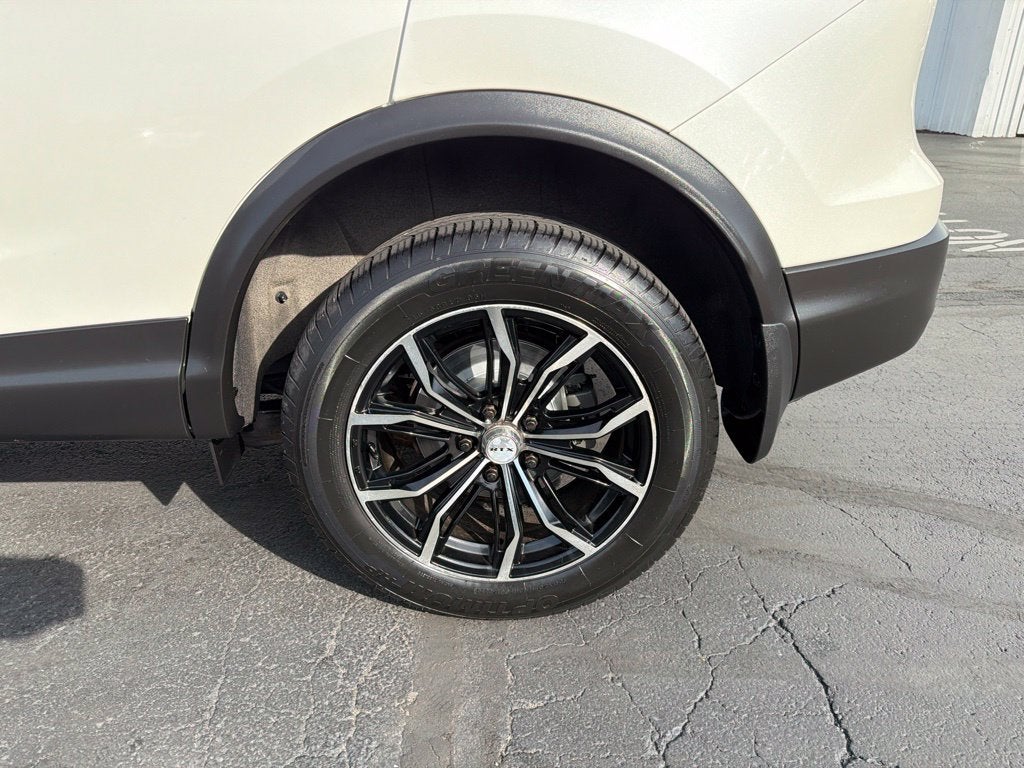 2018 Nissan Rogue Sport SV