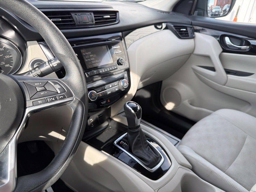 2018 Nissan Rogue Sport SV