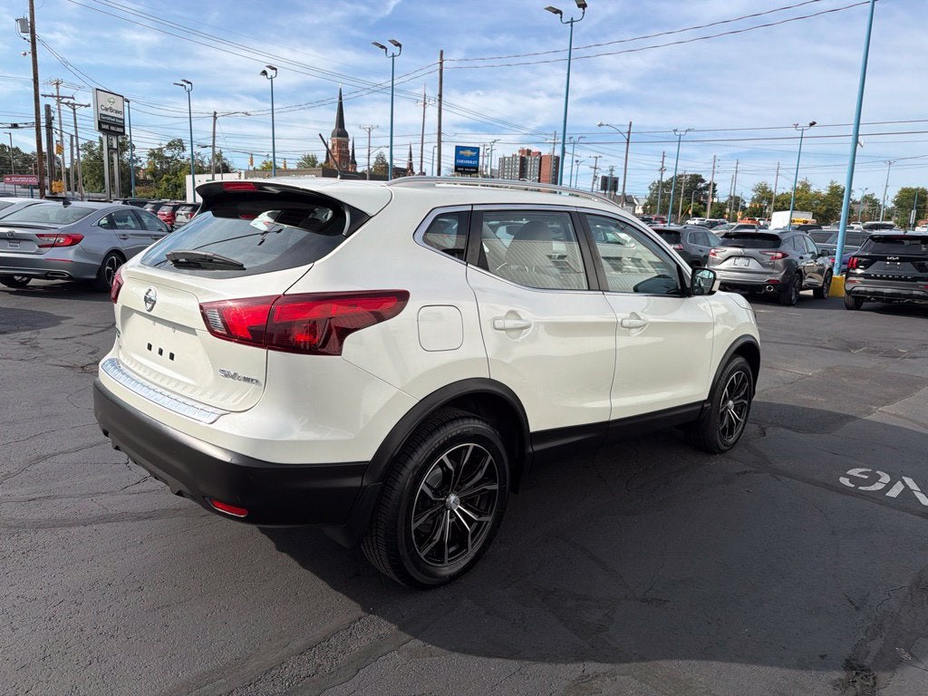 2018 Nissan Rogue Sport SV