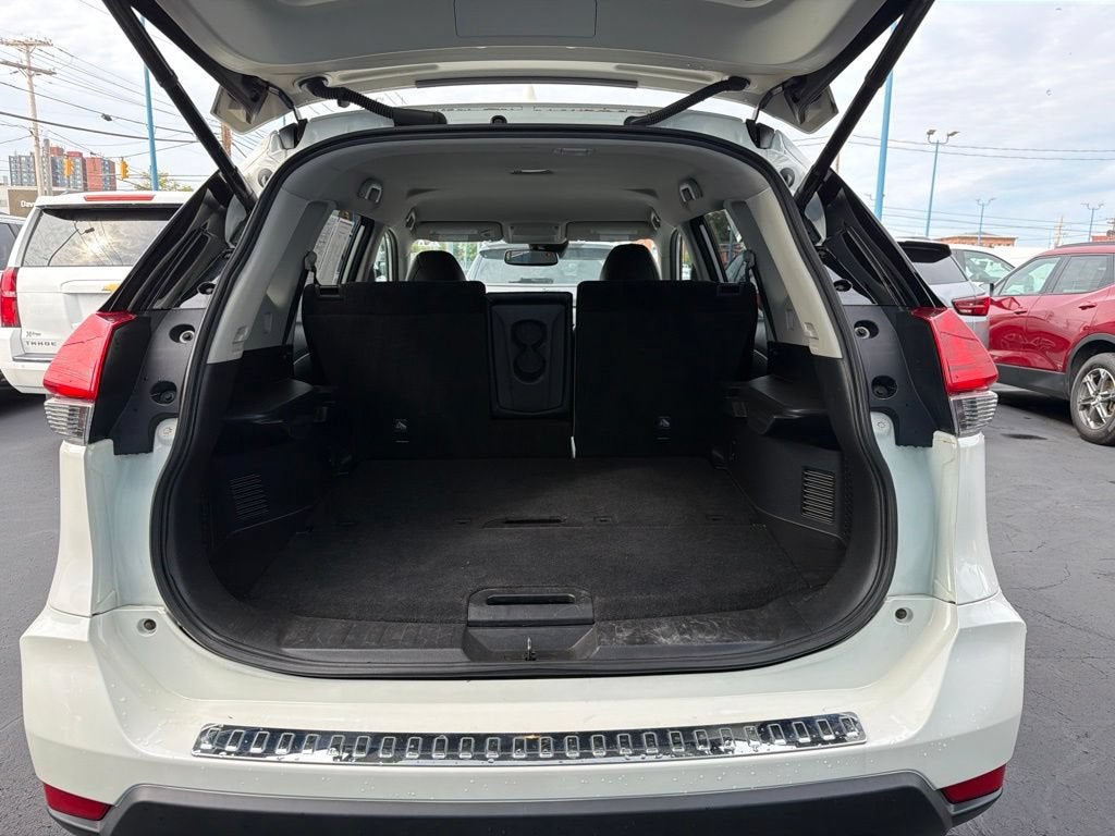 2017 Nissan Rogue SL