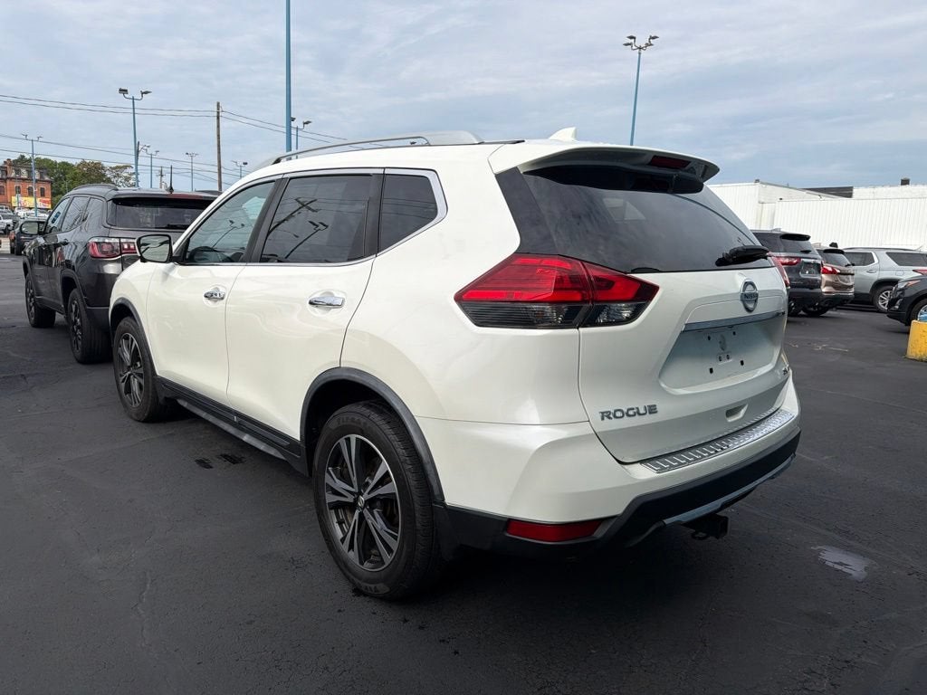 2017 Nissan Rogue SL
