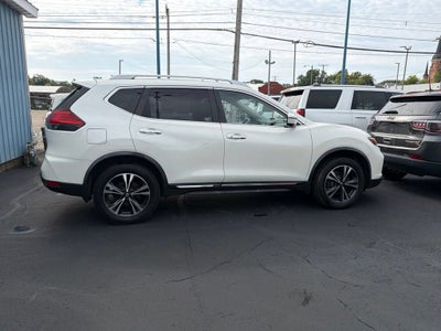 2017 Nissan Rogue SL