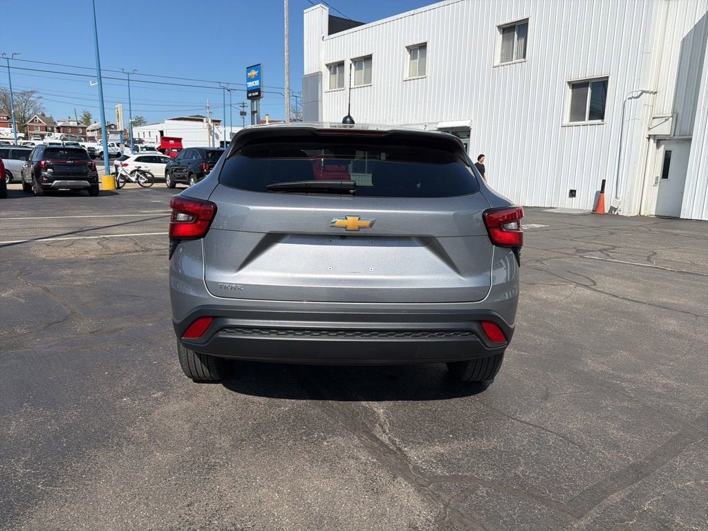 2024 Chevrolet Trax LS