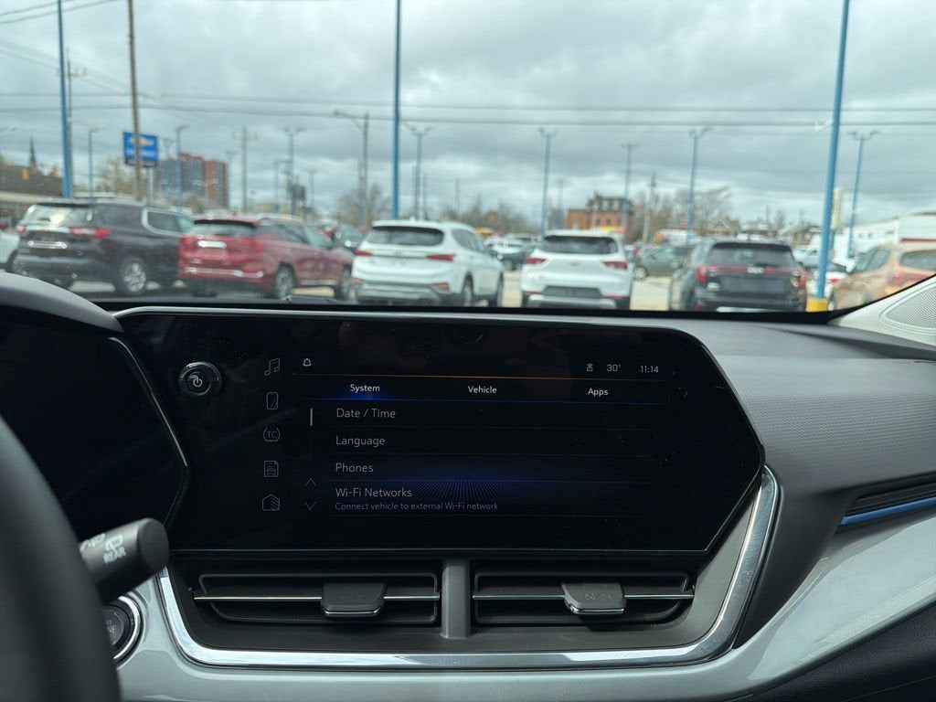 2024 Chevrolet Trax LT