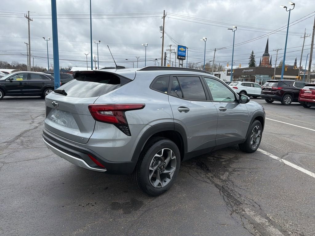 2024 Chevrolet Trax LT