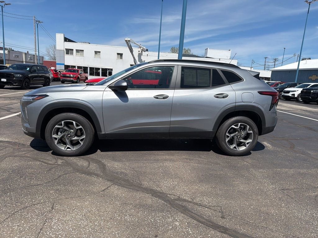 2024 Chevrolet Trax LT