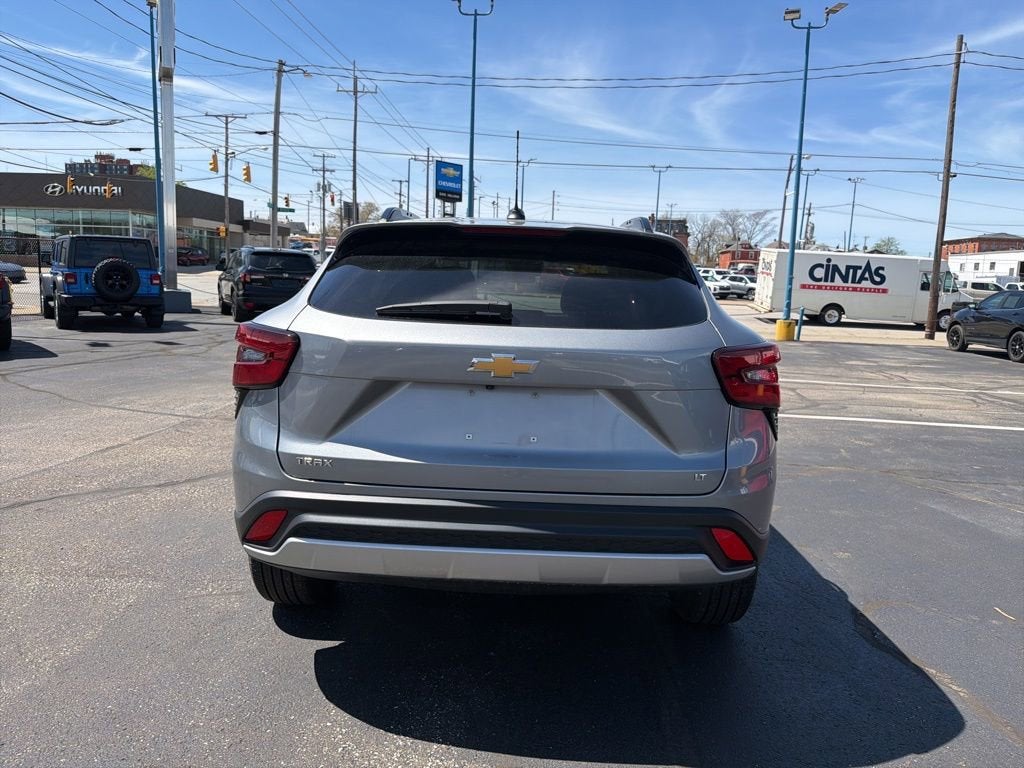 2024 Chevrolet Trax LT