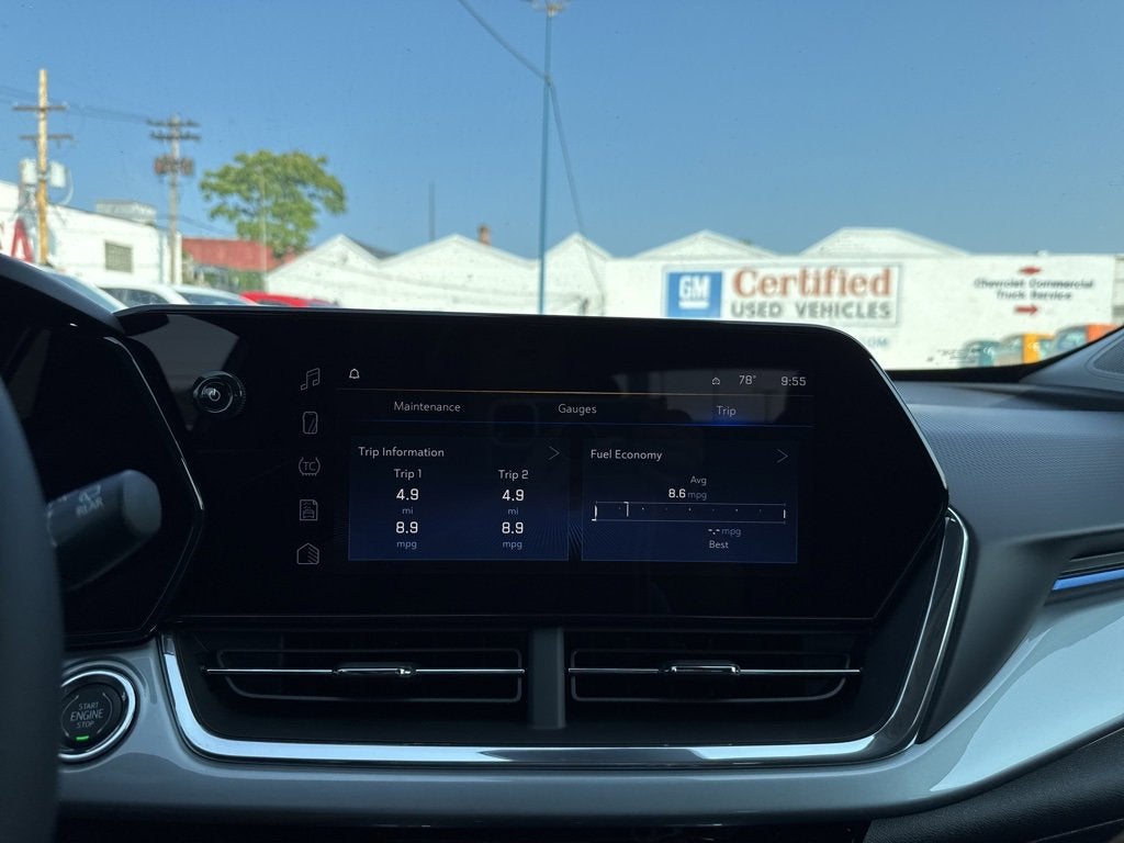 2025 Chevrolet Trax LT