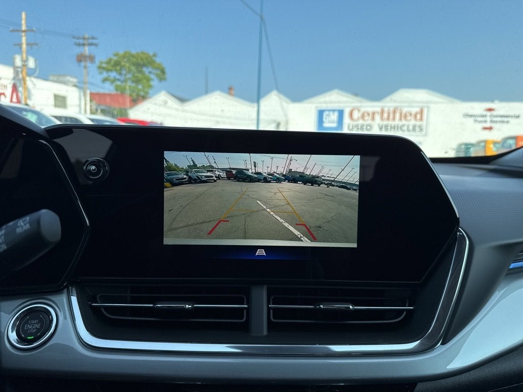 2025 Chevrolet Trax LT