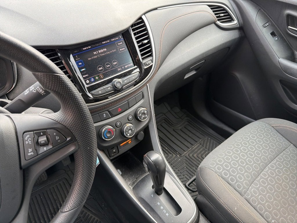 2022 Chevrolet Trax LS