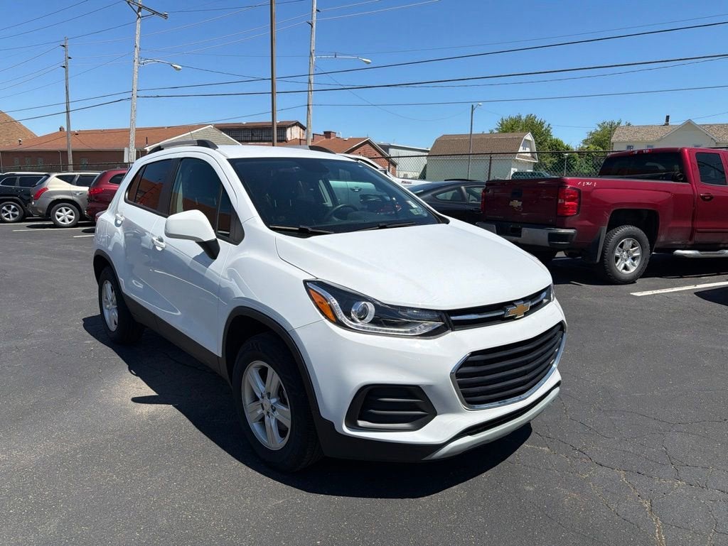 2022 Chevrolet Trax LT AWD's photo