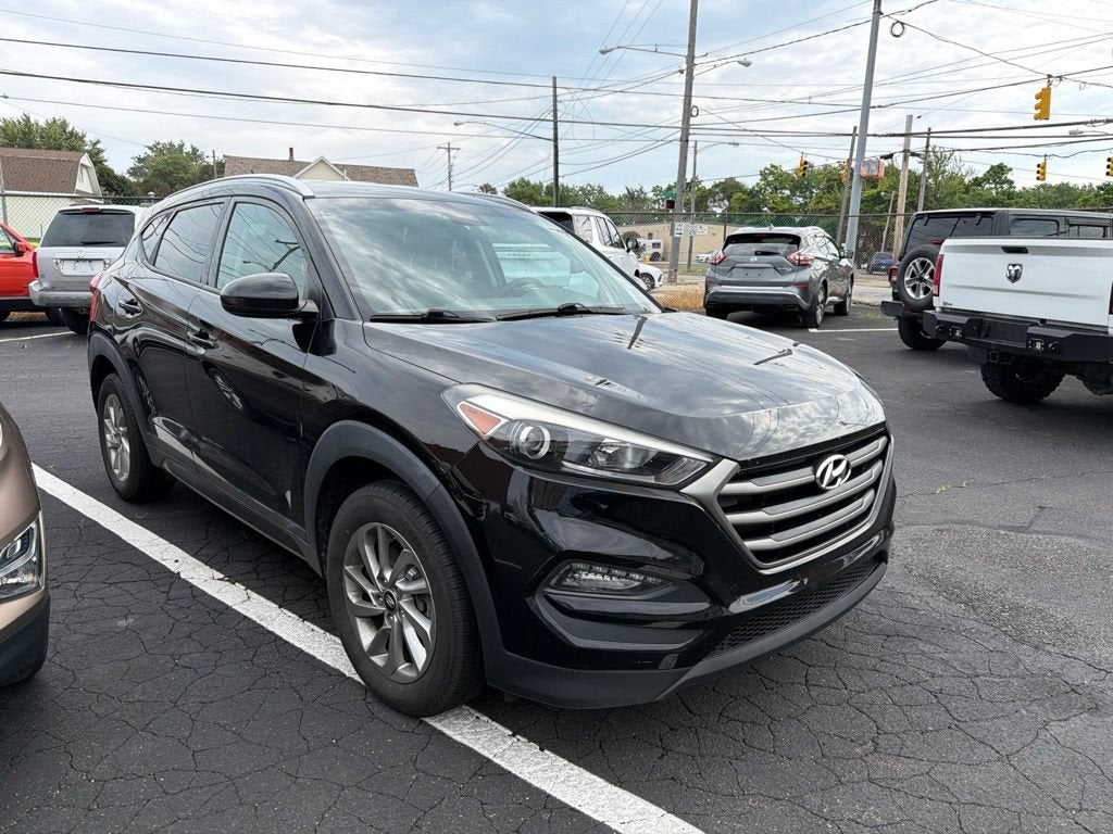 2016 Hyundai Tucson SE