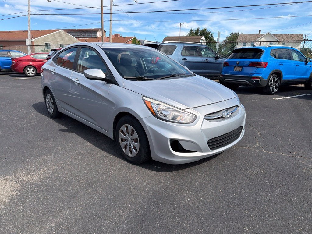 2017 Hyundai Accent SE