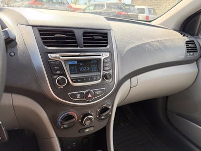 2017 Hyundai Accent SE