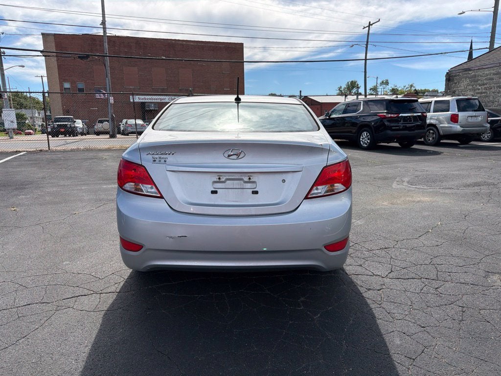 2017 Hyundai Accent SE