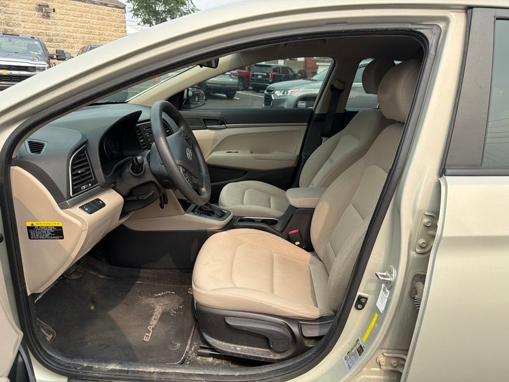 2018 Hyundai Elantra SE