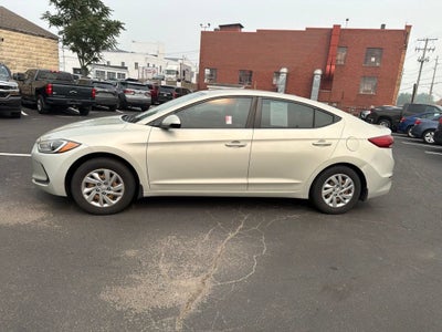 2018 Hyundai Elantra SE