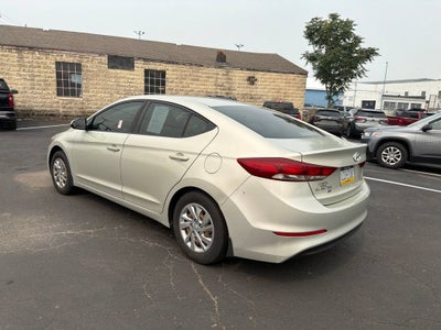 2018 Hyundai Elantra SE
