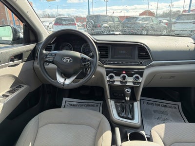 2019 Hyundai Elantra SE