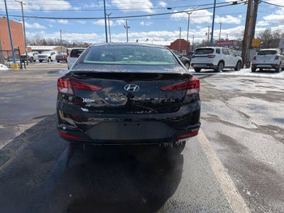 2019 Hyundai Elantra SE